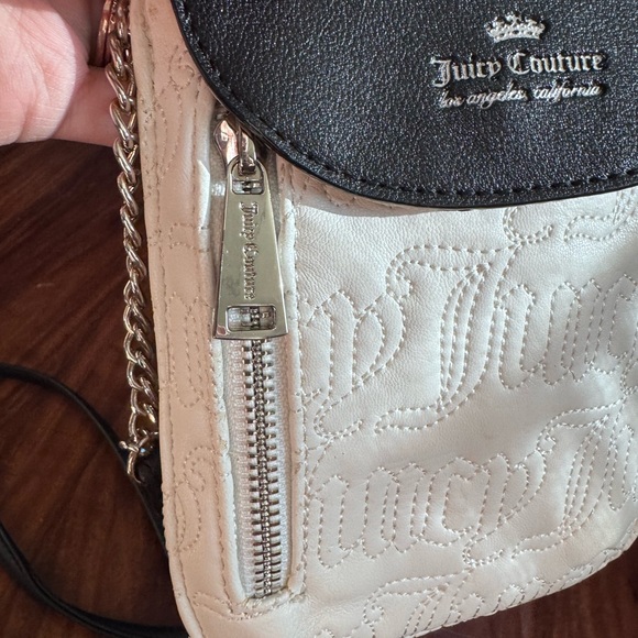 Juicy Couture Black and white Crossbody Bag - Picture 6 of 6